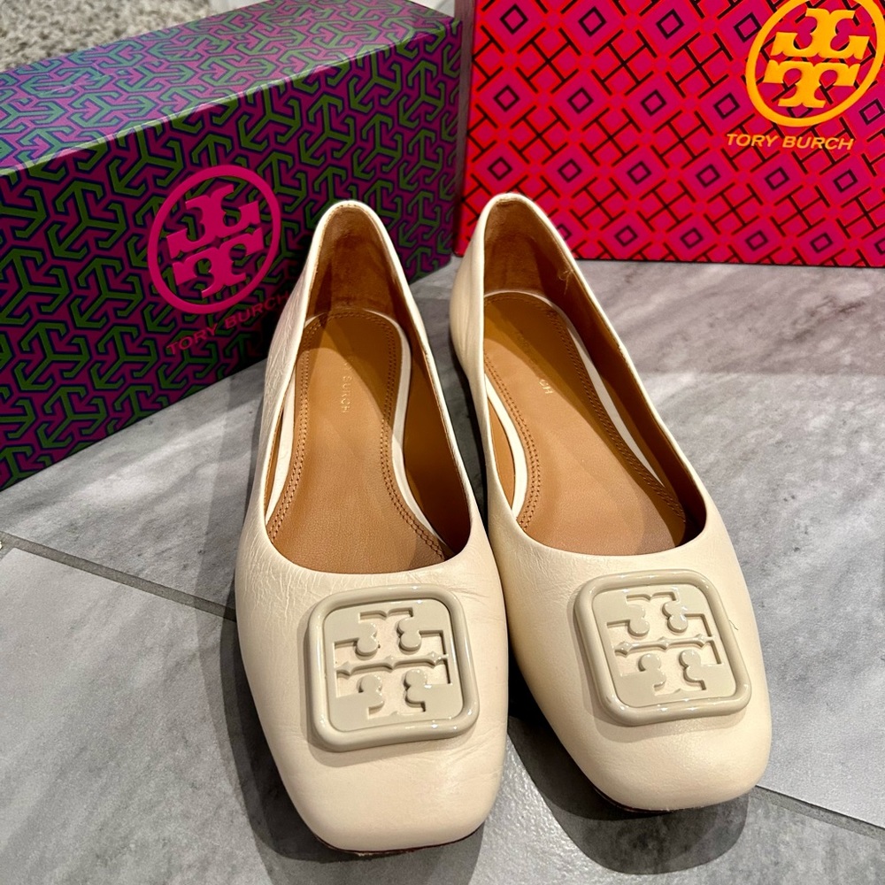 Tory Burch Georgia leather flats